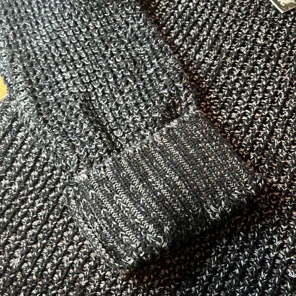 Northern Trek Knit Pullover - Picture 5 of 11